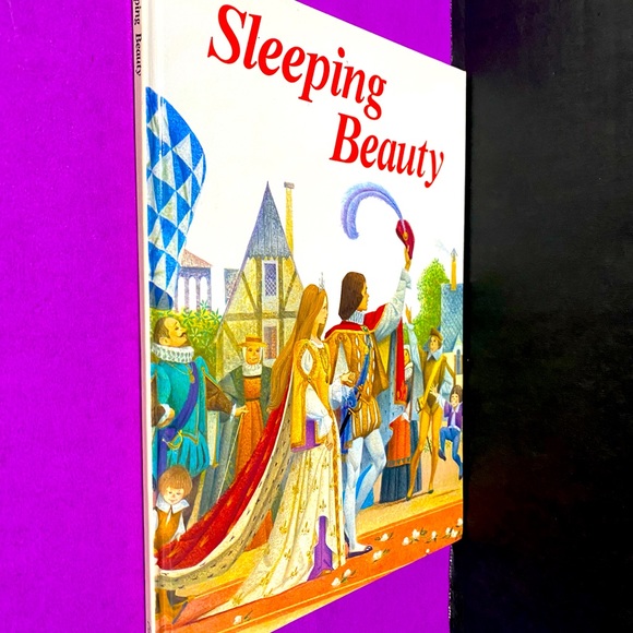 CLASSIC SLEEPING BEAUTY VINTAGE 80s COLLECTABLE HARDCOVER STORYBOOK - Picture 13 of 15